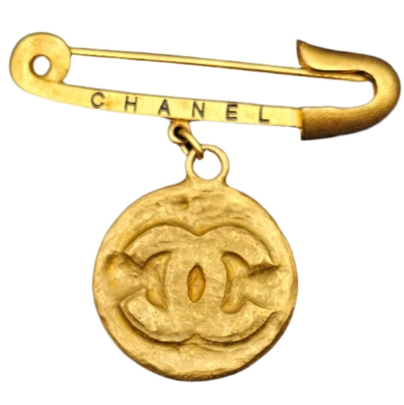 CHANEL Jewelry - #25 Chanel Preloved CC Gold Medallion Brooch